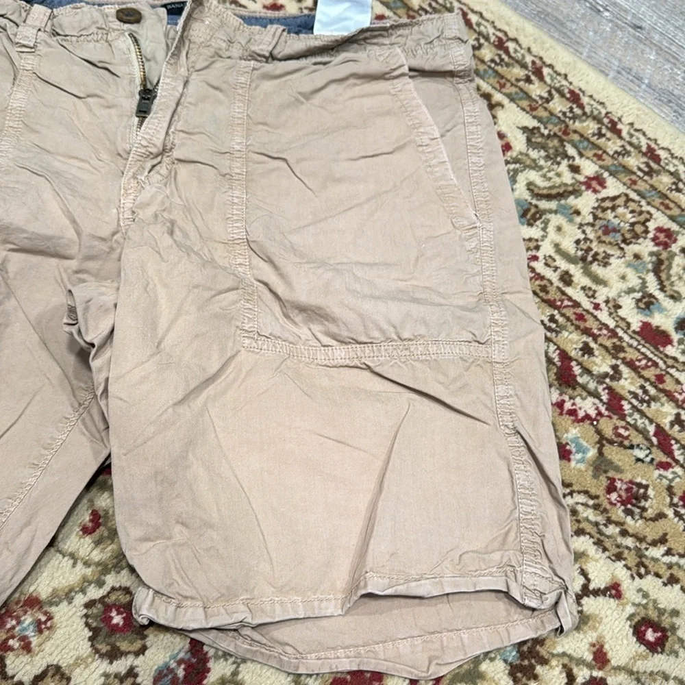 Banana Republic short for men
